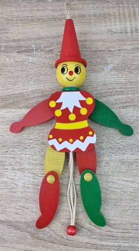 Wooden famo puppet pull - puppet,