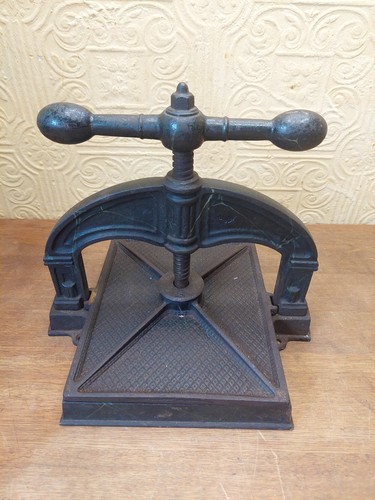 Antique french cast - french,