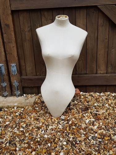 Hindsgaul vintage female