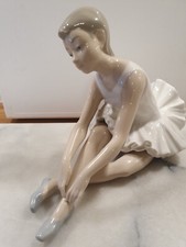 Lladro Nao Ballerina Figurine