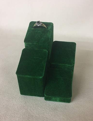 Set jewellery display - of,