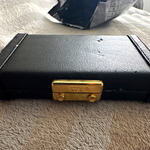 Gold tone black shaving - wj,