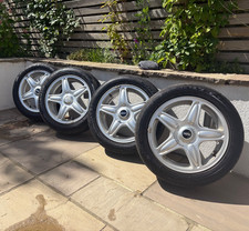 Genuine MINI R56 16” Alloy Wheels with 195/55 R16 Goodyear Tyres – 1 Blown