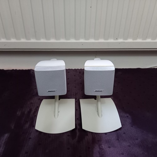 Pair white bose - white,