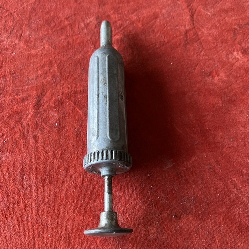 Grease gun vintage style - grease,