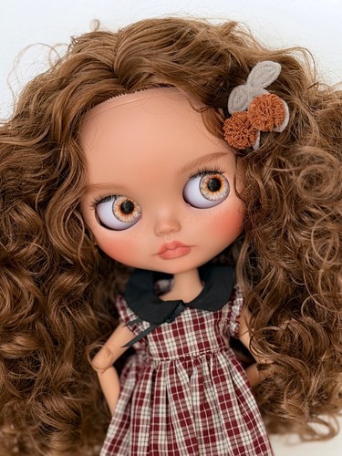 Custom blythe style doll - ,, wavy