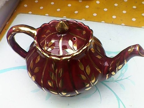 Burgundy and gold arthur wood - gold,