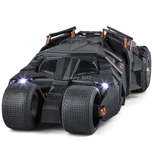 Batmobile tumbler model - 1:18,