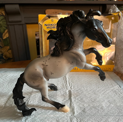 Breyer nokota horse original - breyer, horse;