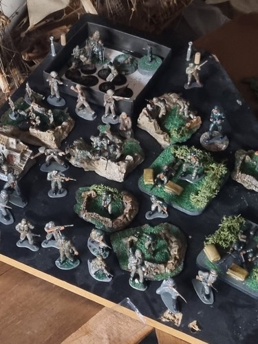 Airfix painted soldiers - airfix,