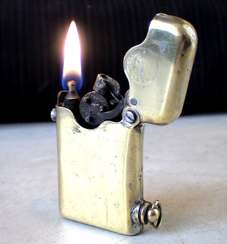 Lighter ancien thorens les - lighter,