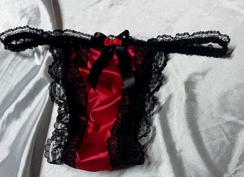 Silky deep red satin black - red,