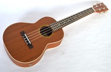 Tenor Electro Acoustic Ukulele in Satin finish with Aquila strings by Clearwater