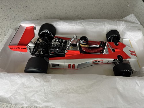 Minichamps mclaren ford - minichamps, 1:18