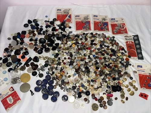 Lot loose buttons vintage - lot,