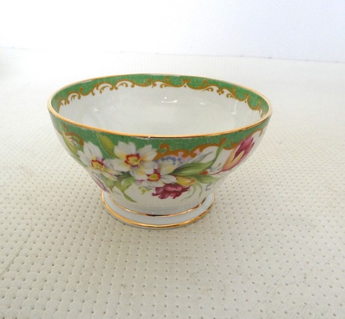 Lovely vintage bell narcissus - lovely,