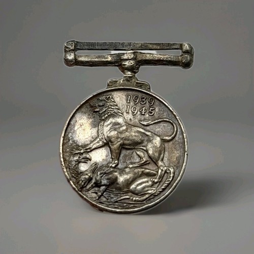 Vintage miniature 1939 1945 - vintage,