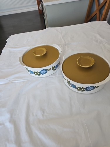 Meakin studio topic lidded - j&g,