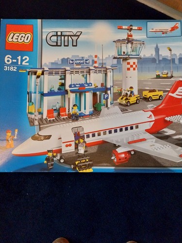 Lego city airport model - city,