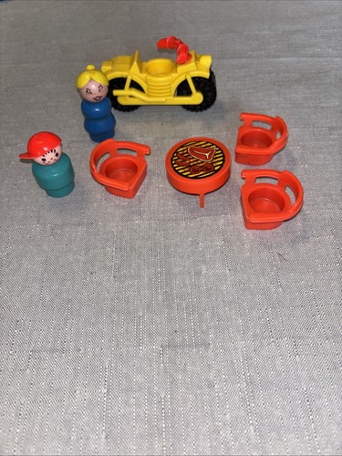 Vintage fisher price 1972 lot - fisher,