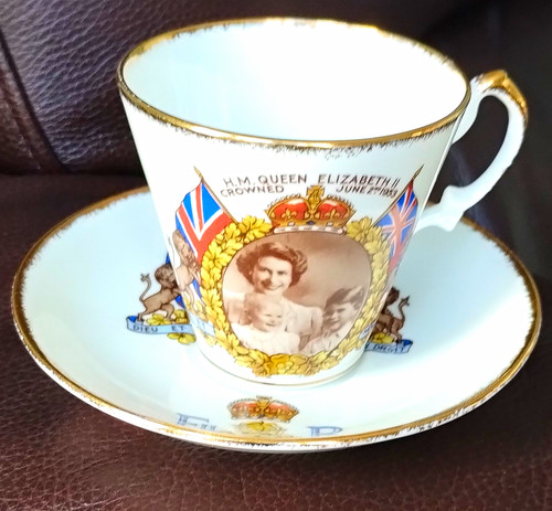Salisbury bone china - china, queen