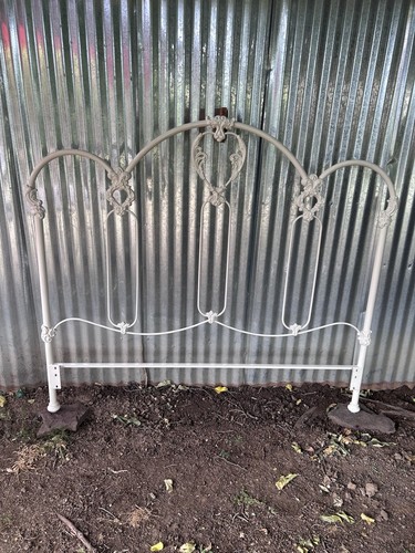 White metal queen bed frame - white,