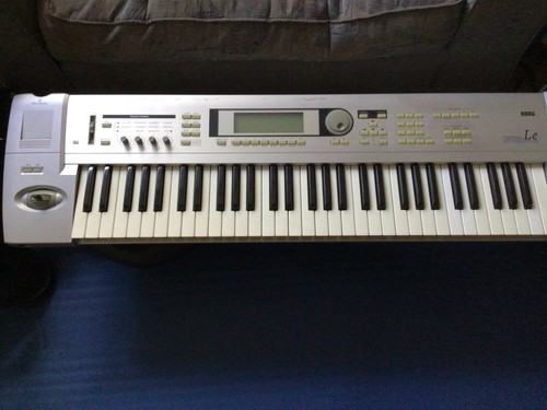 Korg triton keyboard - triton, 61