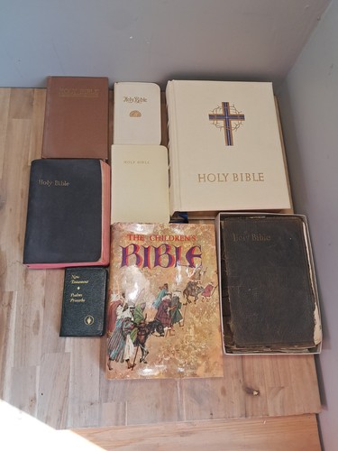 Lot bibles vintage 1960 - of,