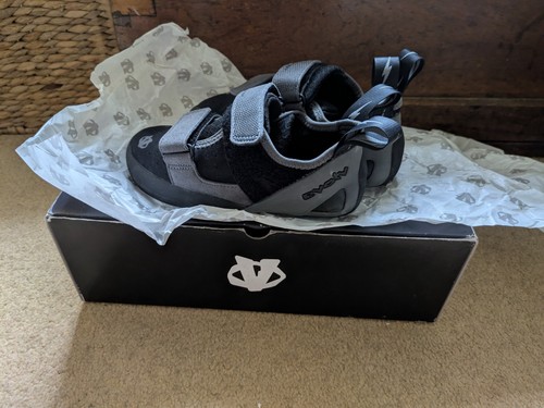 Evolve defy climbing shoes - climbing, uk