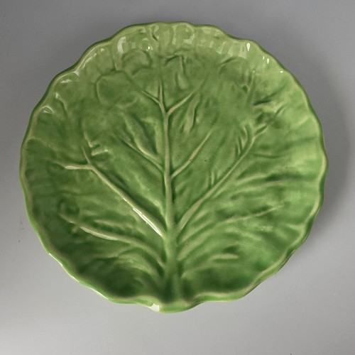 Cabbage leaf plate - leaf, 10"