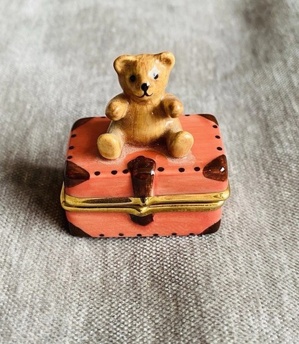 Porcelain trinket box toy - trinket,