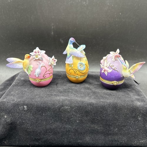 House faberge hummingbird - house,