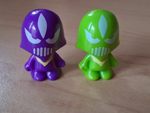 Gogo crazy bones series 1 - bones,