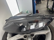 Aston Martin Vantage Left