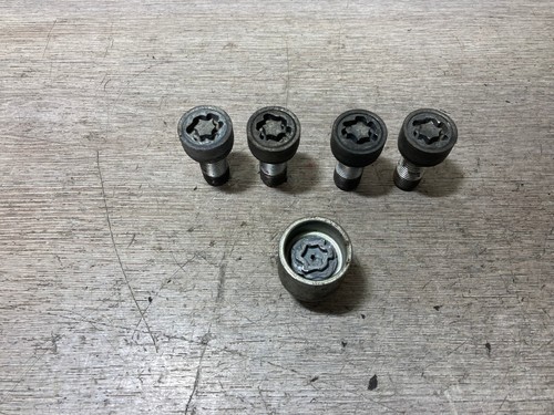 2009 passat locking wheel - locking,