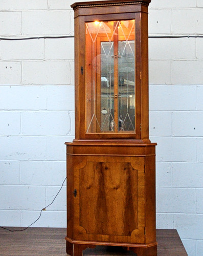 Reproduction antique style - antique,