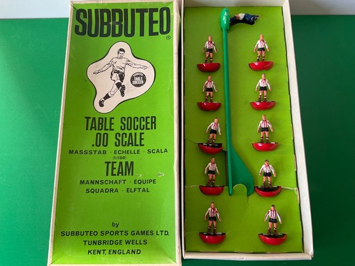 Subbuteo team ref 9 - team,