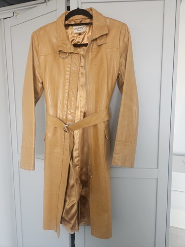 Real leather vintage woman - leather,