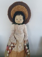 CHARMING ANTIQUE PEG WOODEN