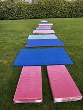 Gymnastic Crash Mat Dance