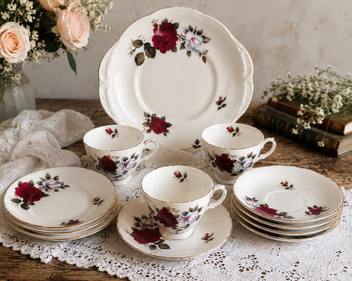 Vintage colclough red roses - colclough,