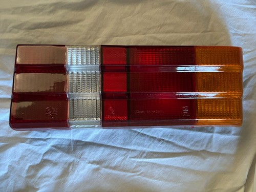 Rear light lens ford - rear,