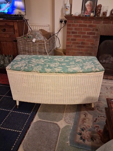 Vintage lloyd loom style - vintage,
