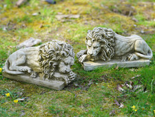Pair of Mercia Lions Stone Statue Outdoor Garden Ornament Lion Sculpture Antique