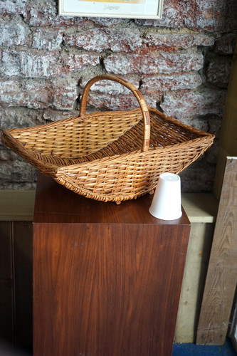 Vintage cottage wicker trug - cottage,