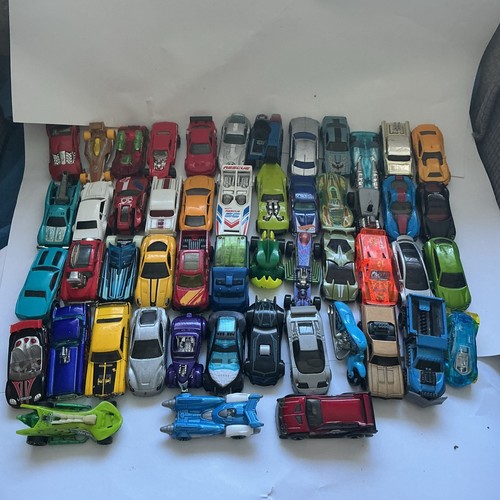 Hot wheels 64 diecast - 1:64,