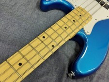 Fender Standard Jazz Bass