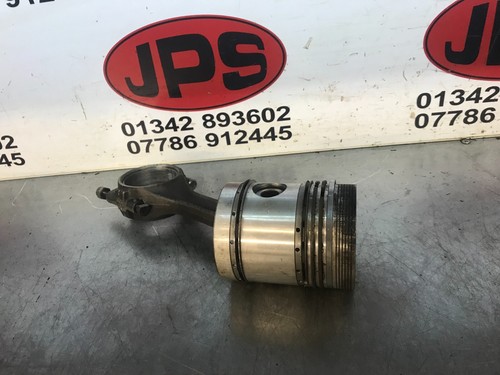 Piston with con rod lister - piston,