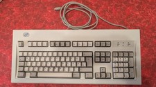IBM Keyboard 1391403 Model M Layout DE Clicky 1997 PS/2 ** Like New **