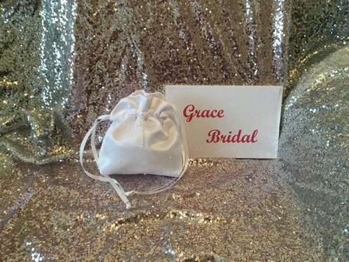 White holy communion pearl - holy,